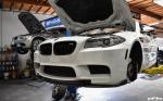 BMW M5 Alpine White by H&R and EAS 2017 года